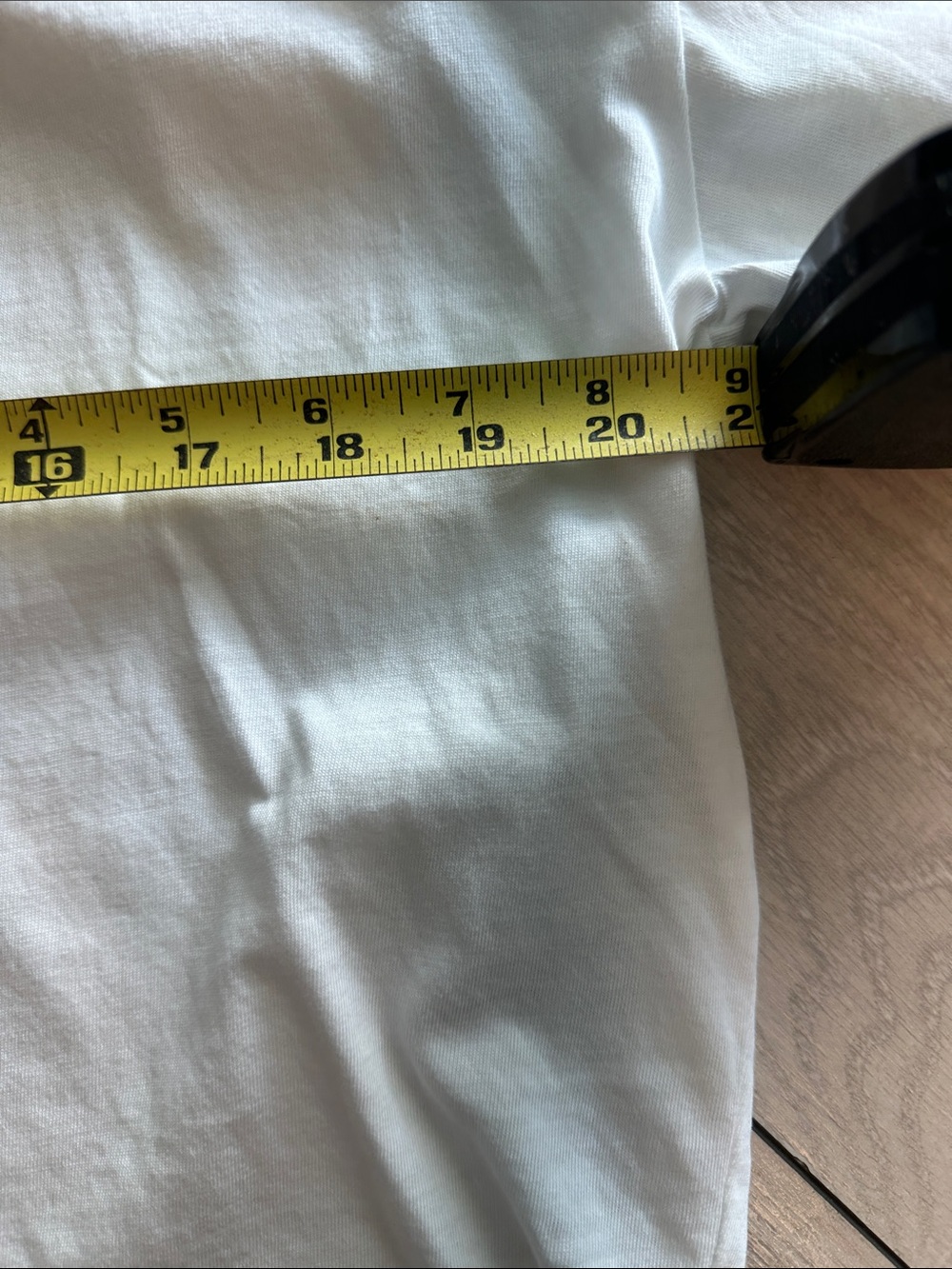 Maison Martin Margiela White Oversized Short-Sleeve Tee - Picture 8 of 9